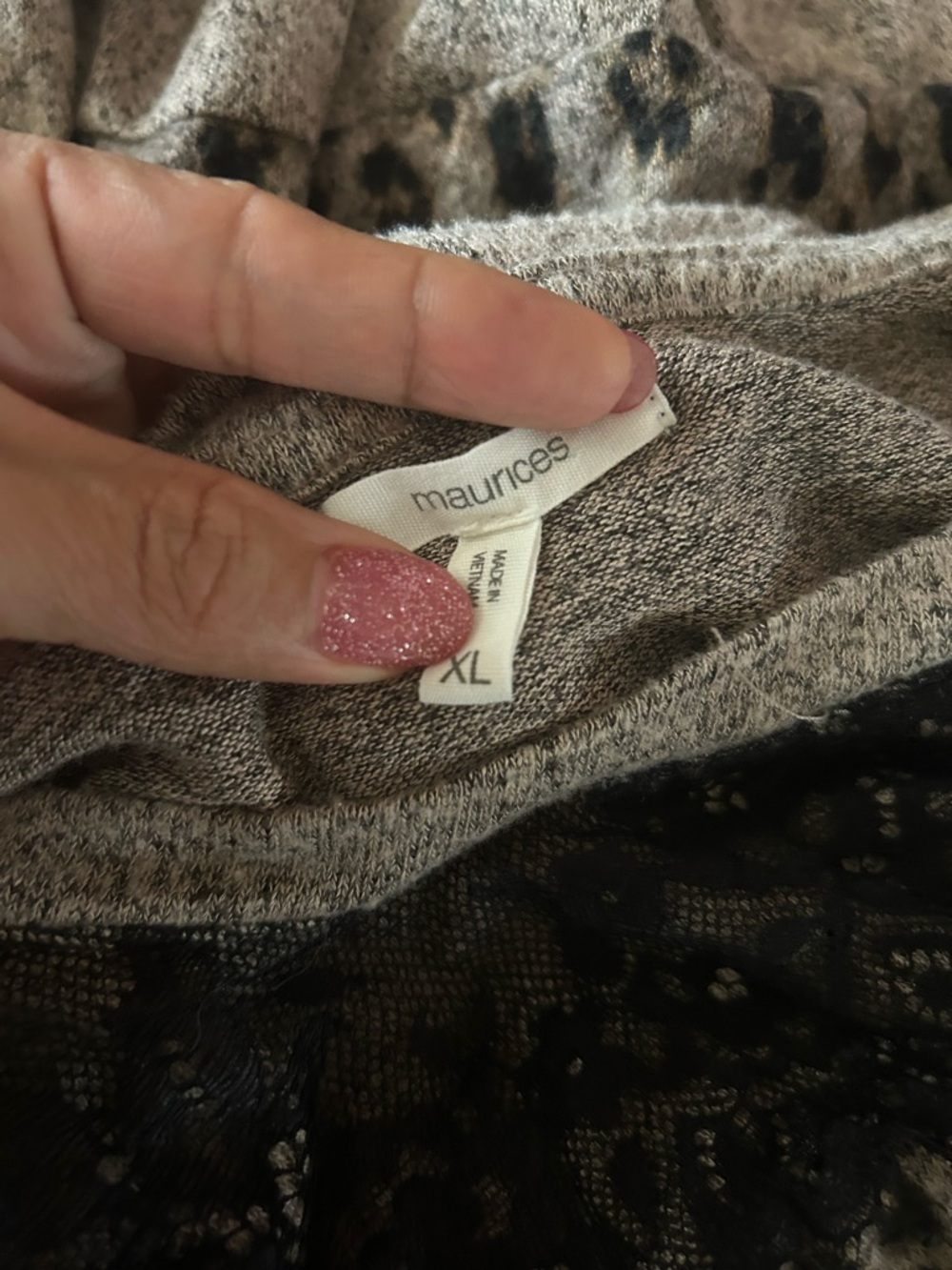 Maurices Pullover Long Sleeve Beige/Black Animal Print - Picture 7 of 7